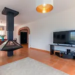 Villa Marmeleira *