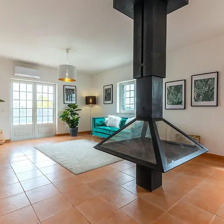 Marmeleira Villa *